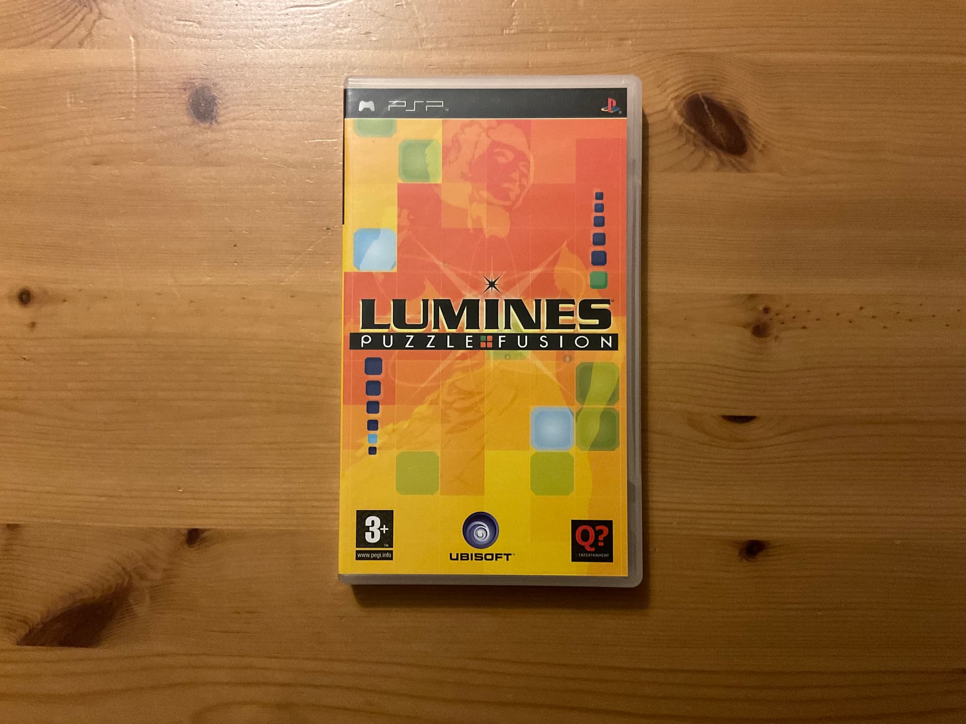Lumines: Puzzle Fusion - Image 1