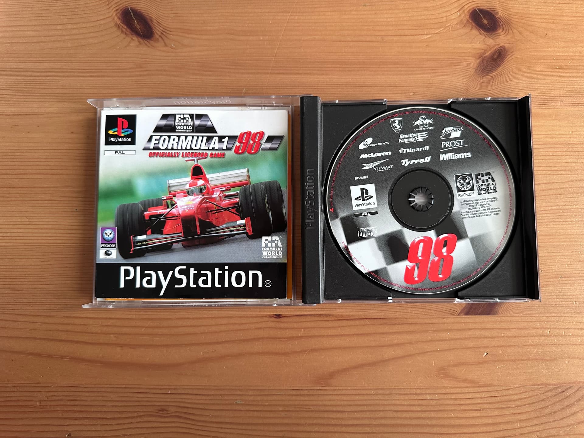 Formula 1 98 - Image 2