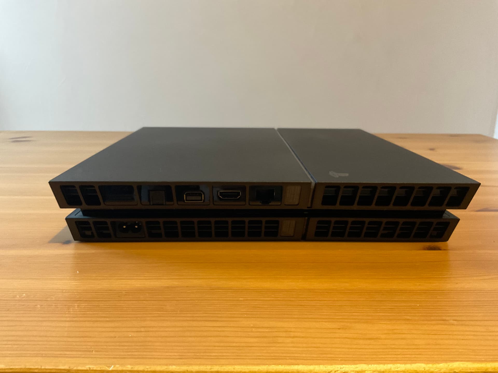 PlayStation 4 - Image 4